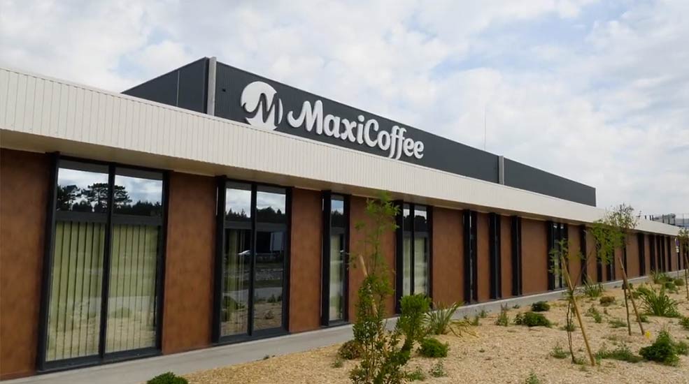 Nouveaux bureaux, usine et entrepôt de la société MaxiCoffee à La Test de Buch (33).